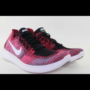 Nike Free Run Flyknits